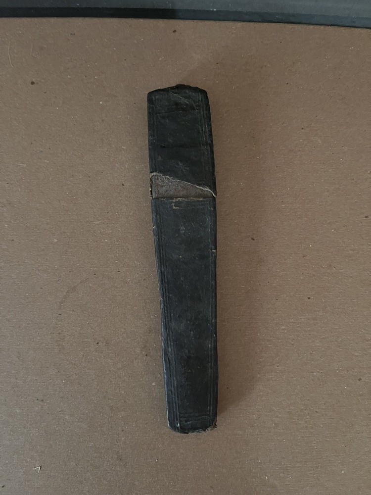 Antique Straight Razor W/ Box, brand unknown