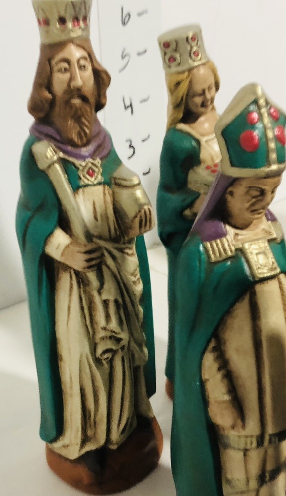 Vintage Hand Painted Chess Figures (29)