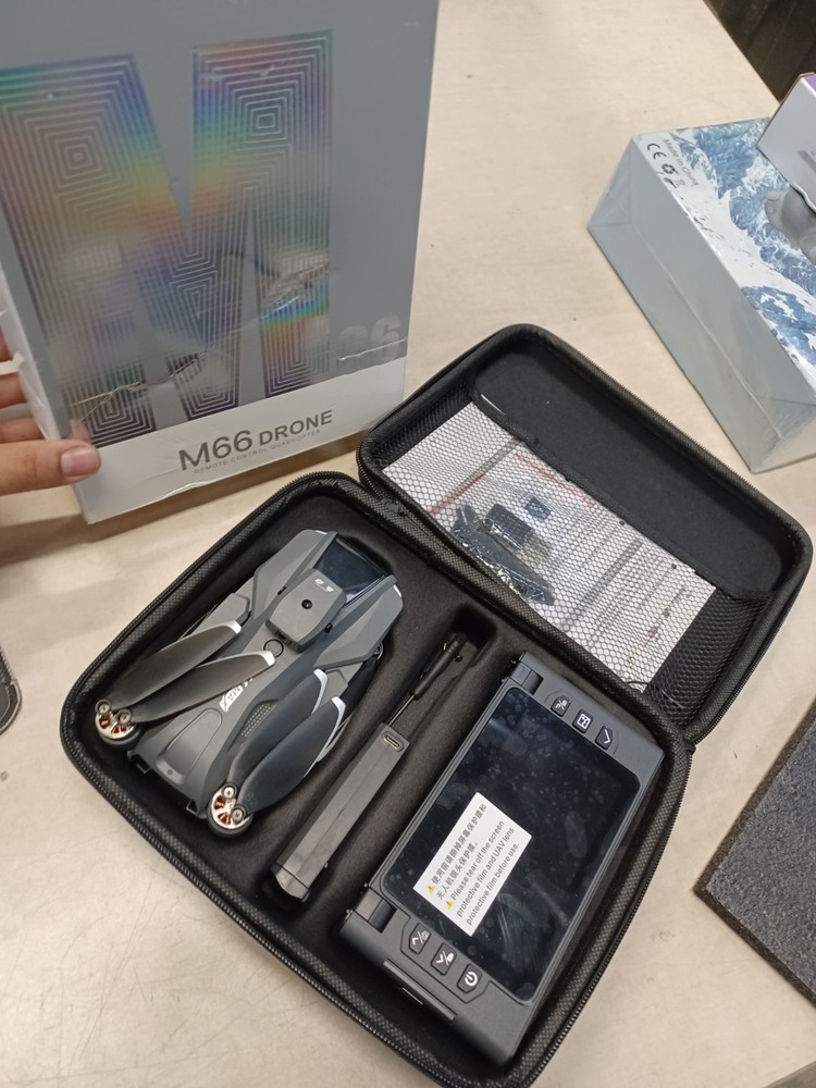 Drone 8K Folding Remote Control With Camera And Screen M66 FPV Camera Quadcopter