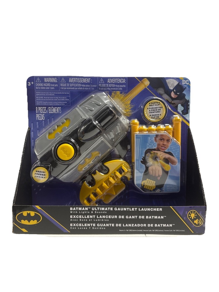 Batman Ultimate Gauntlet Launcher With Lights & Sounds DC Comics Interactive
