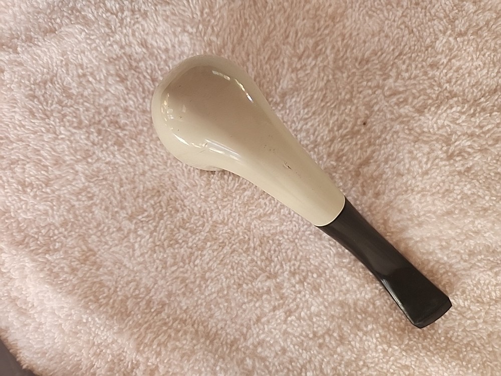 Vintage Venturi White Tobacco Pipe