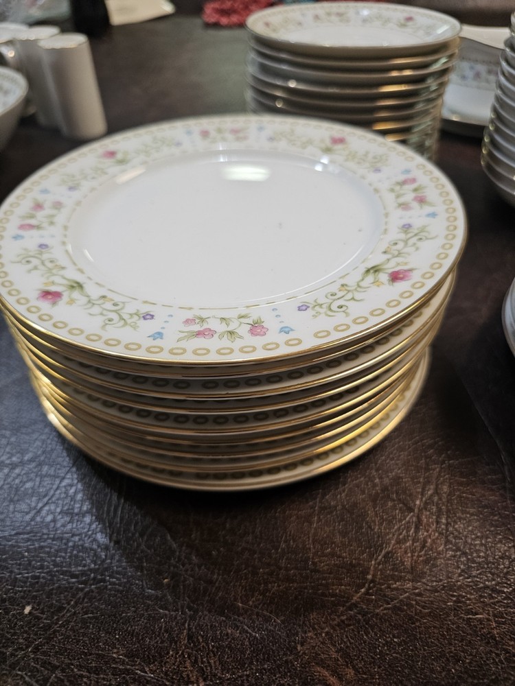Floral Inspirations 8004 Classique