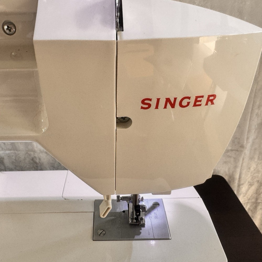 Singer Brilliance 6199 Electronic Sewing Machine