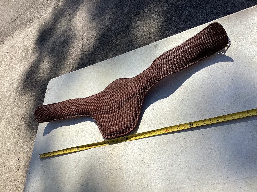 Bates Belly Guard Hunter Jumper Girth - 46"