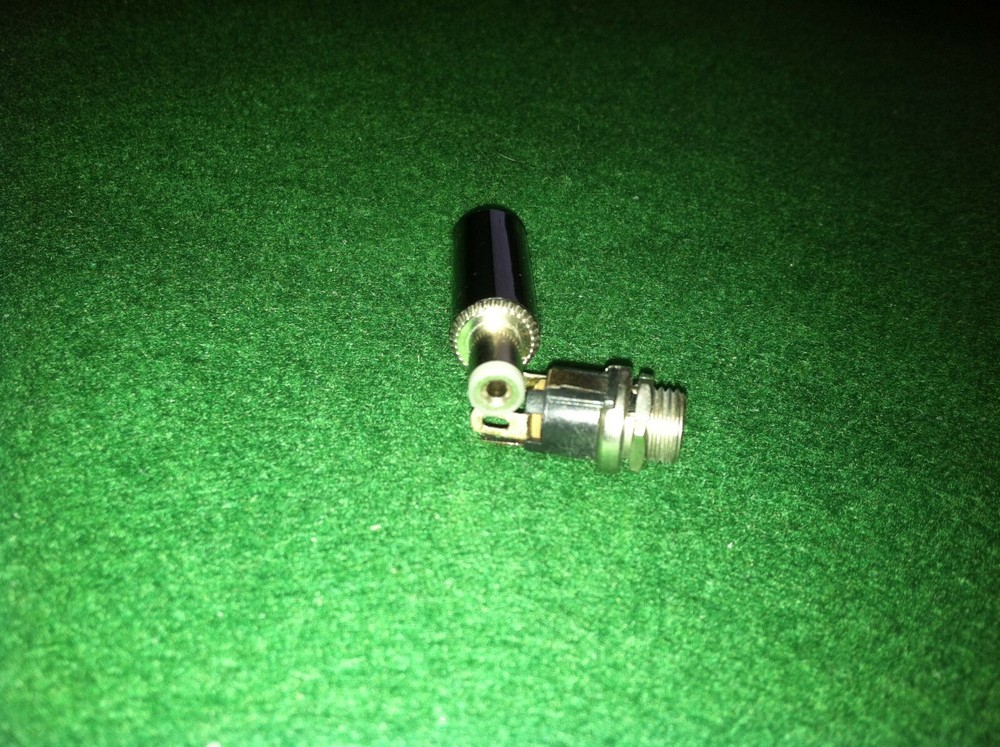 Switchcraft S-760 Power Plug & 722-A Chassis Mount Jack