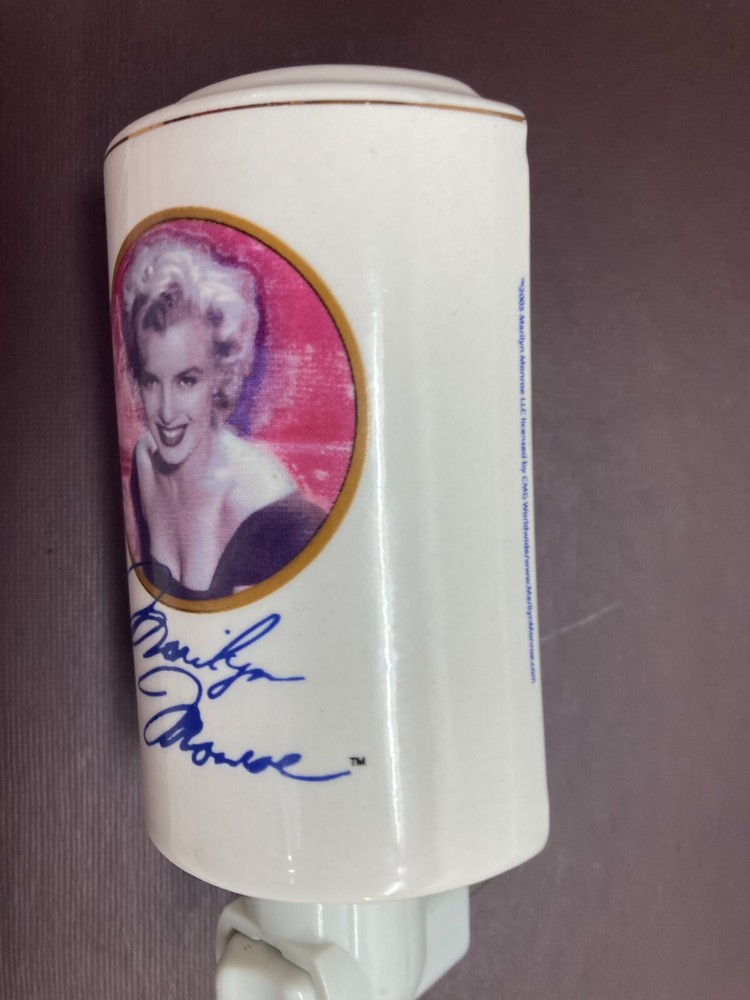 Marilyn Monroe Plug in Ceramic night light