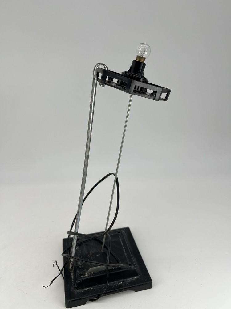 Marx O Gauge Street Lamp with Base Light Post Accessory Untested