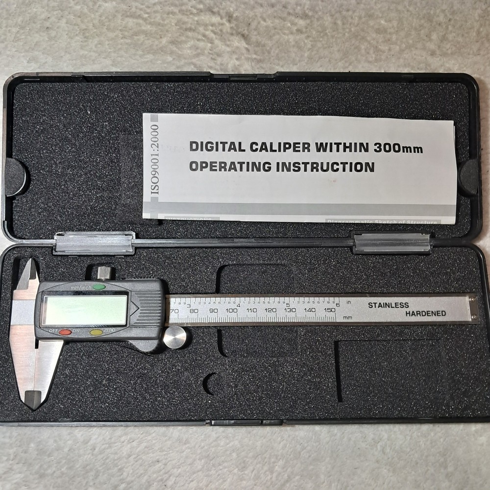 Digital Caliper Stainless Hardened 0-150mm Measurement Range needs battery