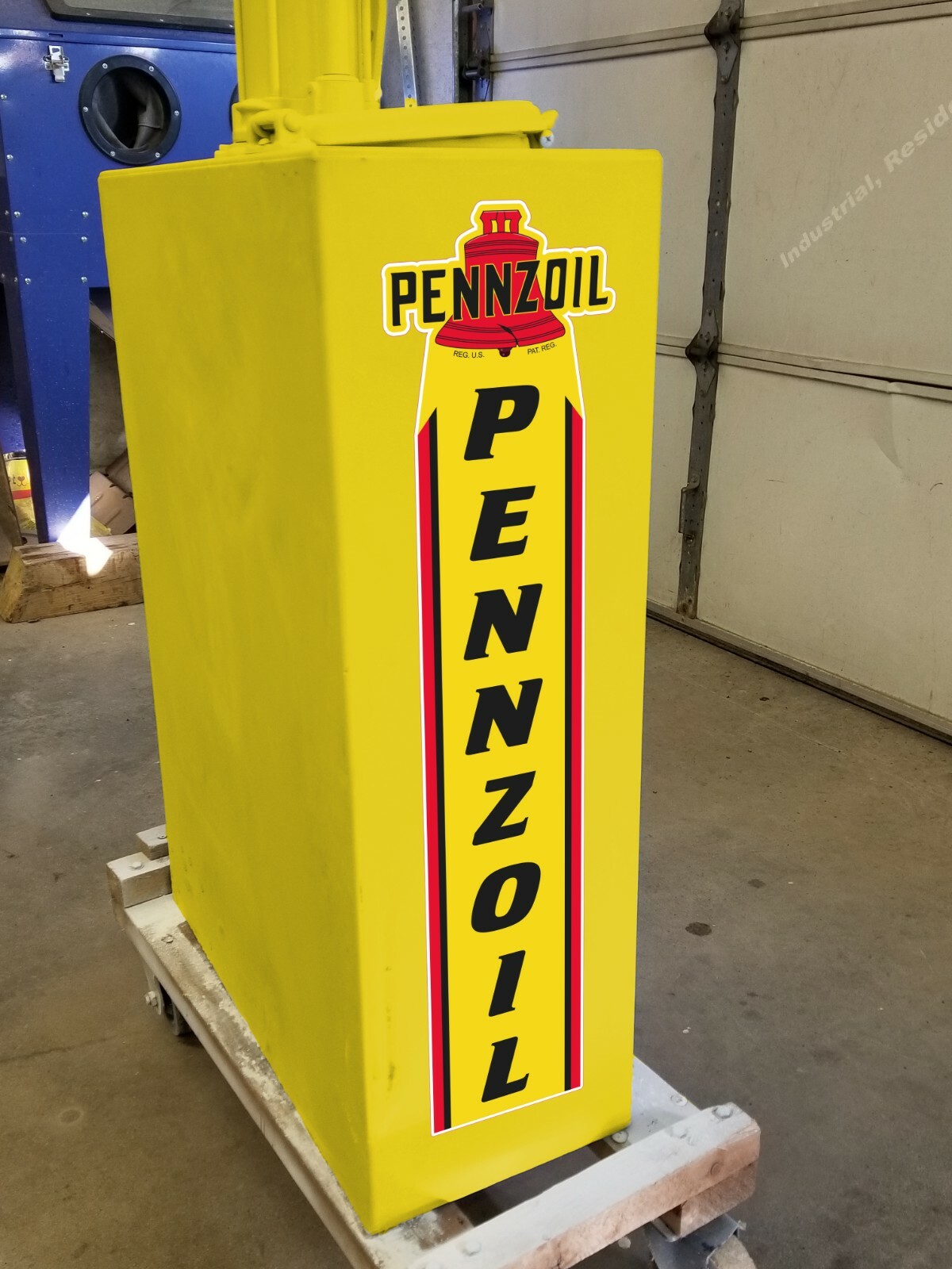 25" X 6" Pennzoil Motor Oil Gas Oil Vinyl Decal Lubester Sides Oil Pump Lubster
