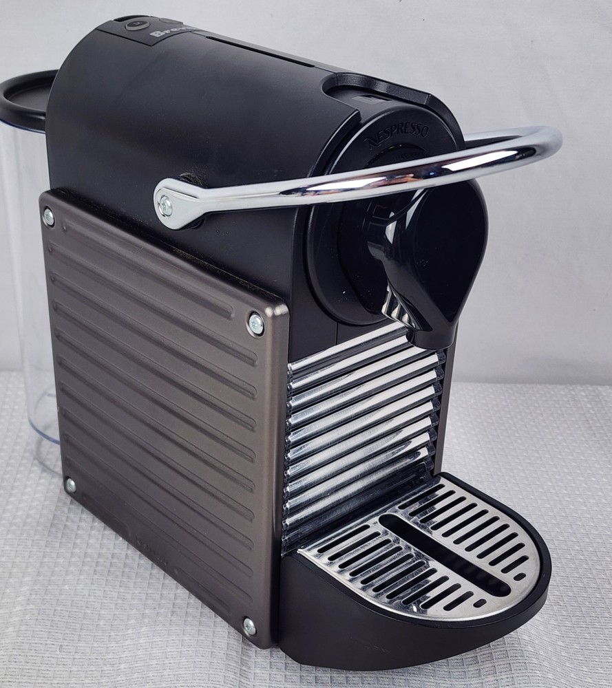 Breville Nespresso Pixie Espresso Machine -  BEC420TTN Used