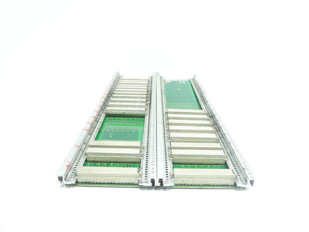 Siemens 6FX1120-1CA02 Rack Chassis Module