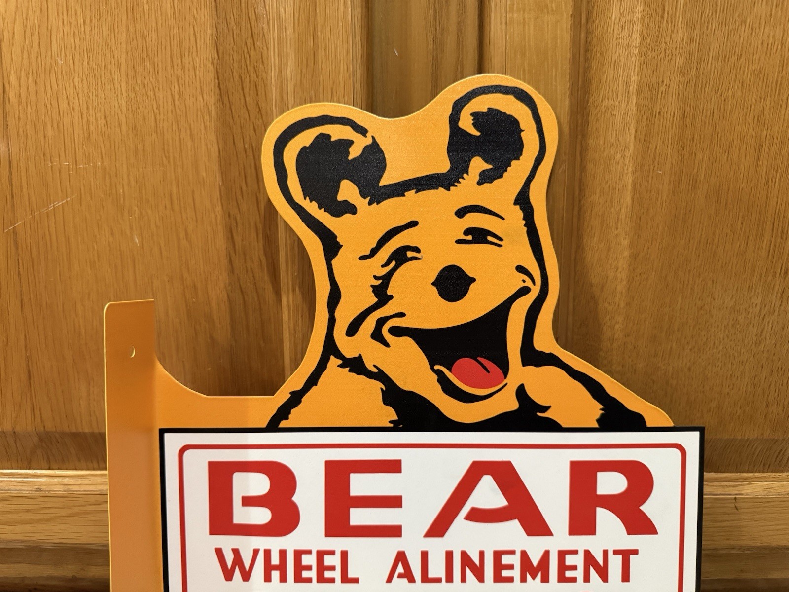 Bear Alignment Flange Sign Wheel Alinement Double Sided Vintage Style Wall Decor