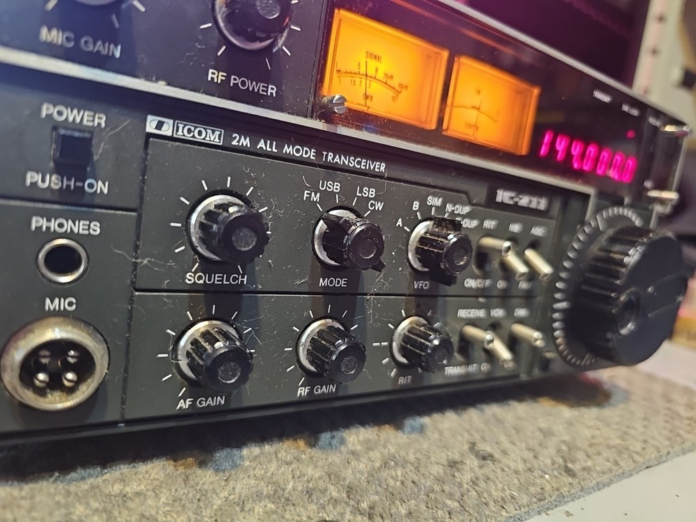 Icom IC-211E 2M All Mode With Tone Switch Installed Turns On As-is Untested