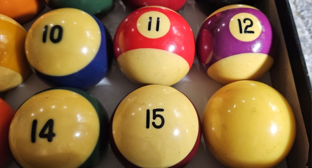 Vintage Billards Pool Ball Set
