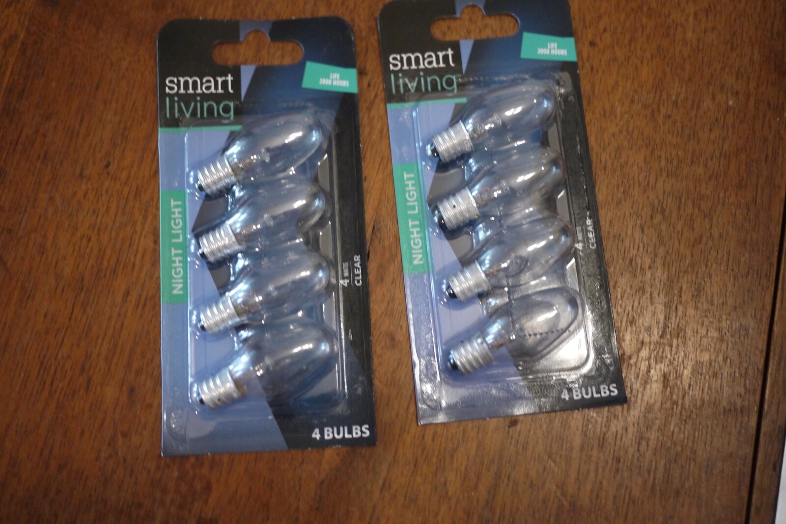 8 CLEAR NIGHT LIGHT BULBS  (4 WATTS) // SMART LIVING  Candelabra Base