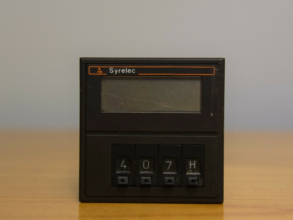 Syrelec Crouzet M813HV Multifunction Timer