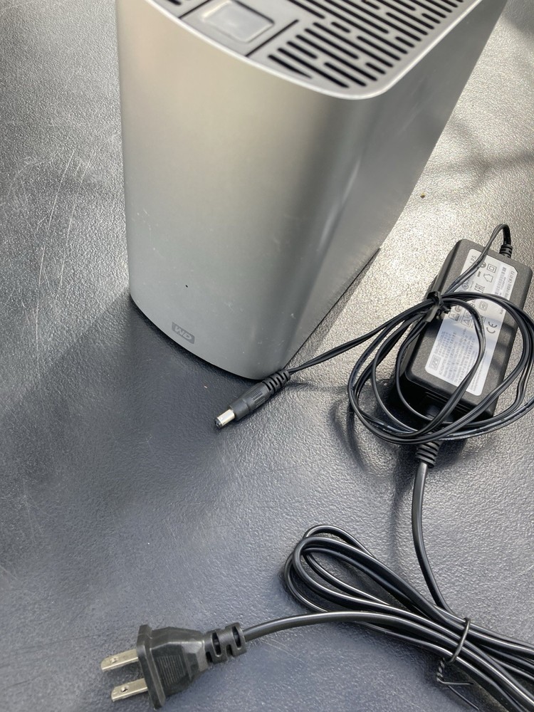 WD My Book Thunderbolt Duo – Thunderbolt 2 External Enclosure