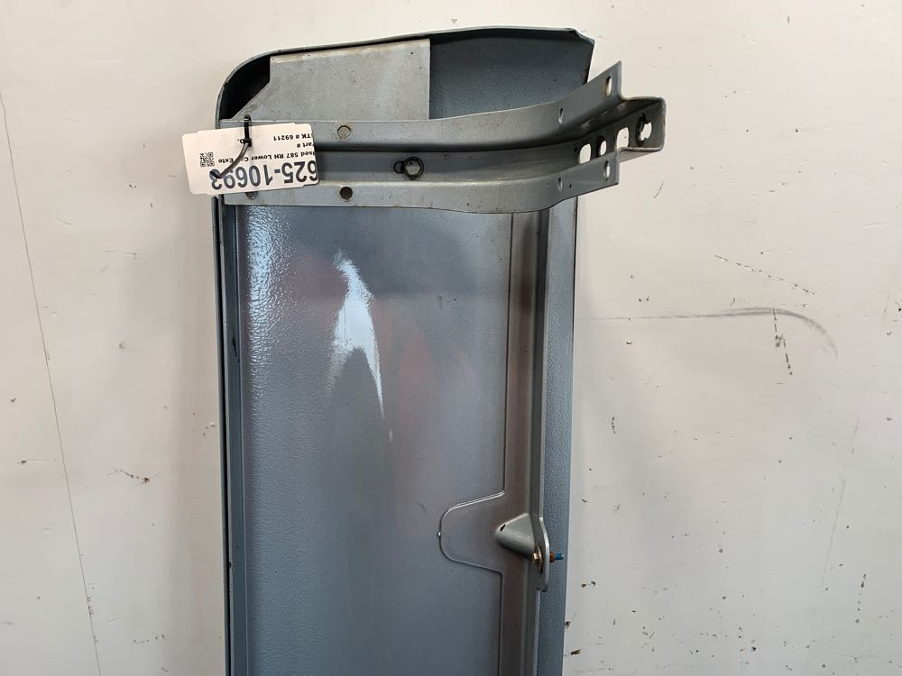 2015 Peterbilt 587 Cab Extension (625-10693)