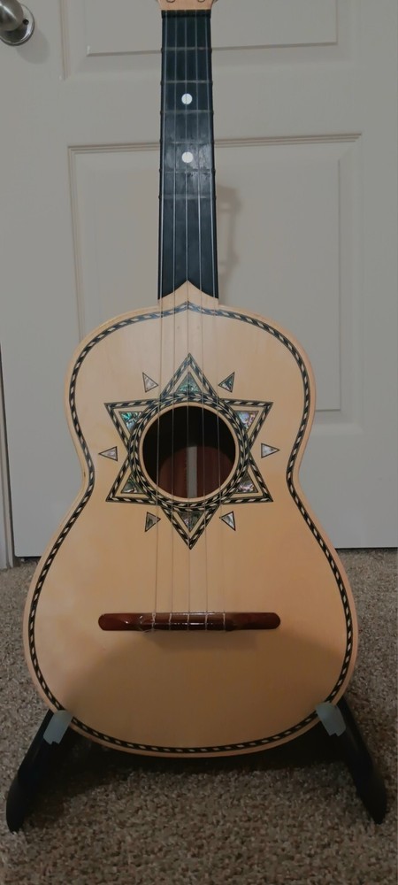vihuela instrument