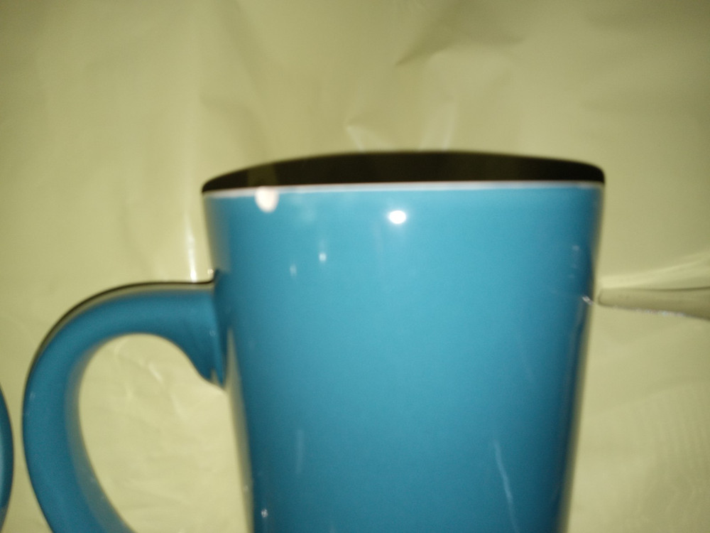 large blue tea cup with lid and infuser ~ 16 oz