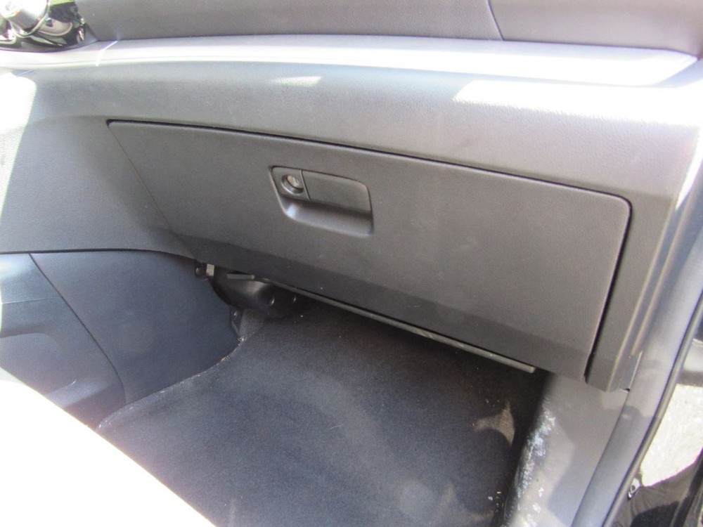 CR-V      2016 Glove Box 1039282