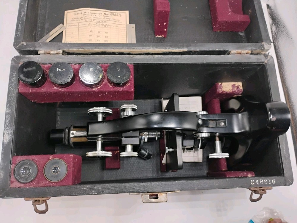 Vintage Antique Eernst Leitz Wetzlar Microscope With Worn Aged Case Untested