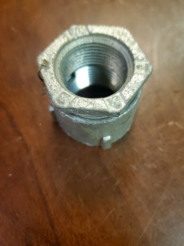 Thomas & Betts 676 3/4" Erickson Coupling