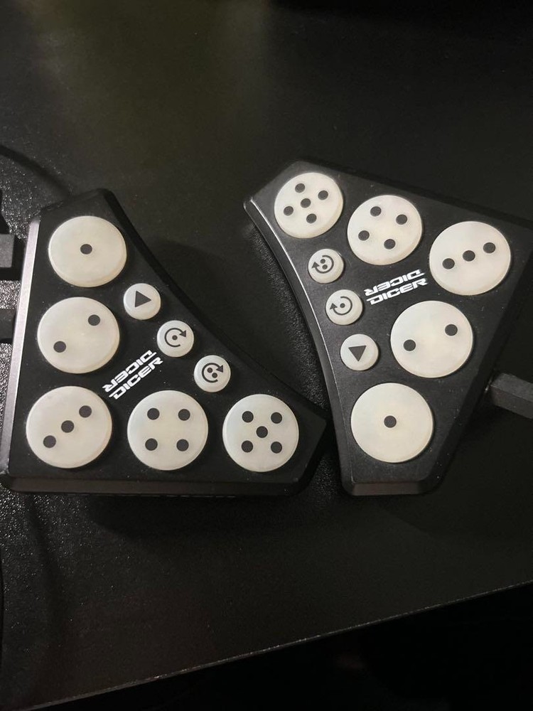 Novation Dicer Cue Point & Looping Control USB Powered DJ Controller w/Box