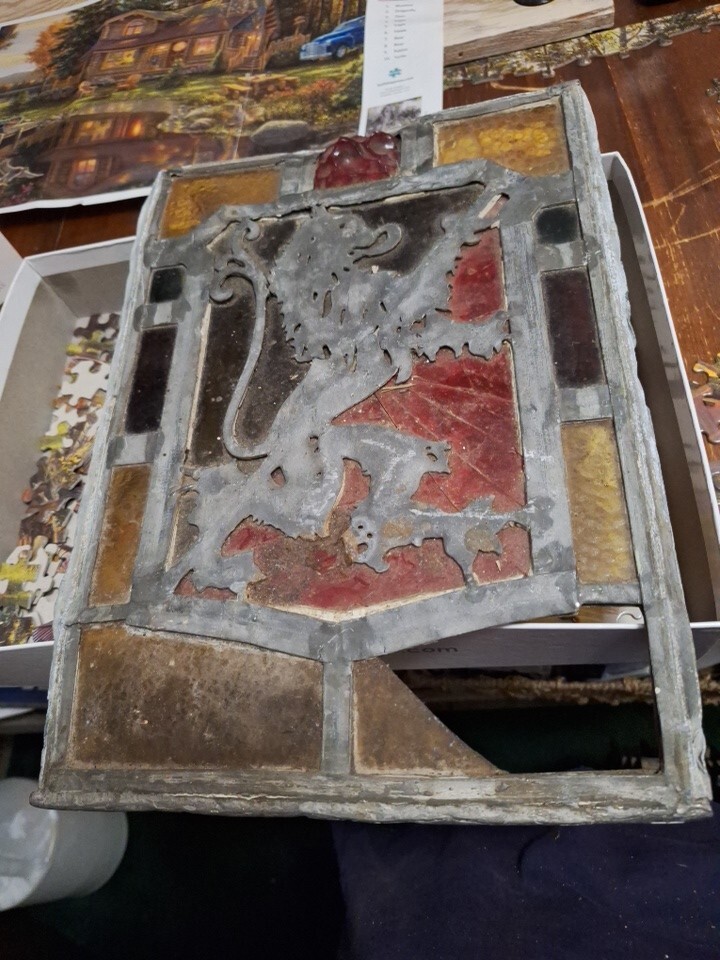 Leaded English Lion Door Insert