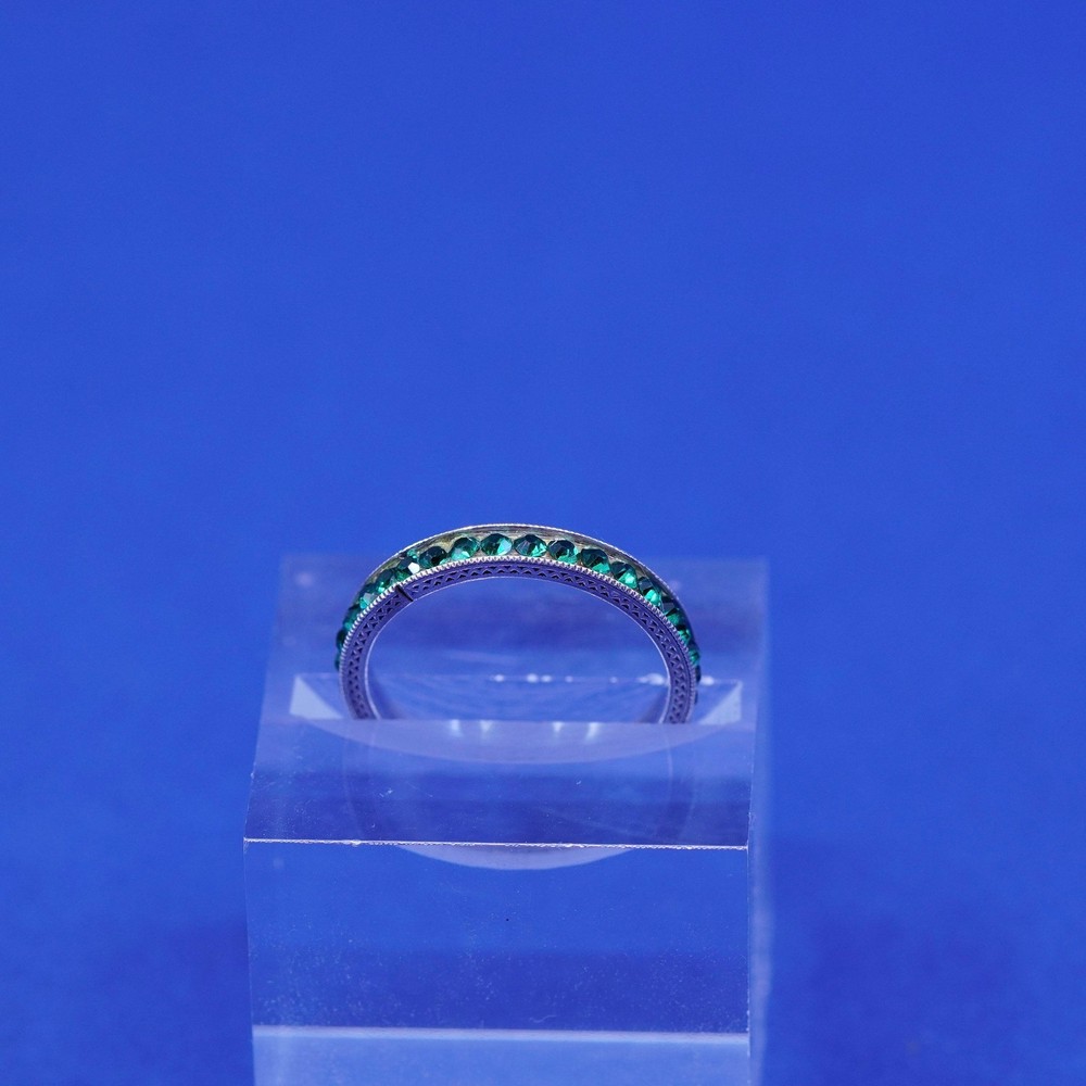 Size 8, vintage Sterling silver ring, 925 stackable band with green Crystal