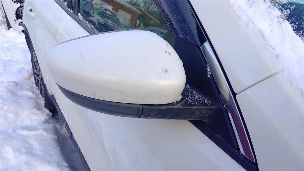 ESCAPE 2020 Glove Box 2092305