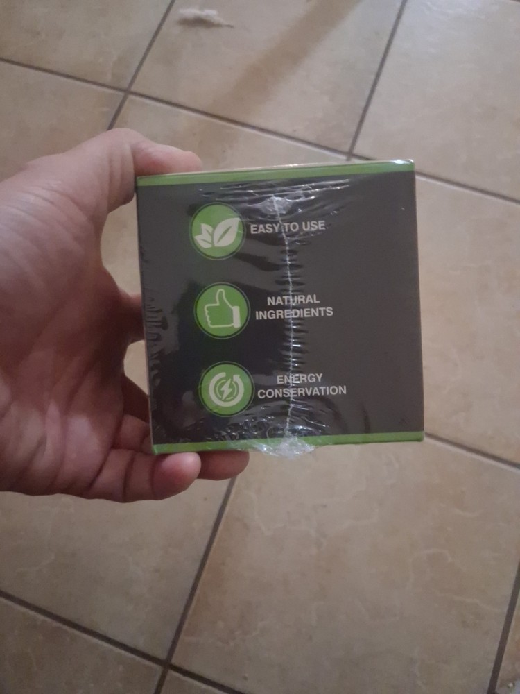 Dog Calming Pheromone Diffuser Kit Diffuser And Refills New In Box