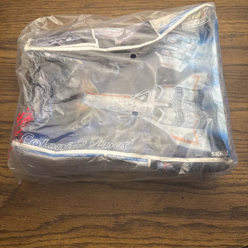 Monogram Battlestar Galactica Colonial Viper Model Kit Bagged AS-IS