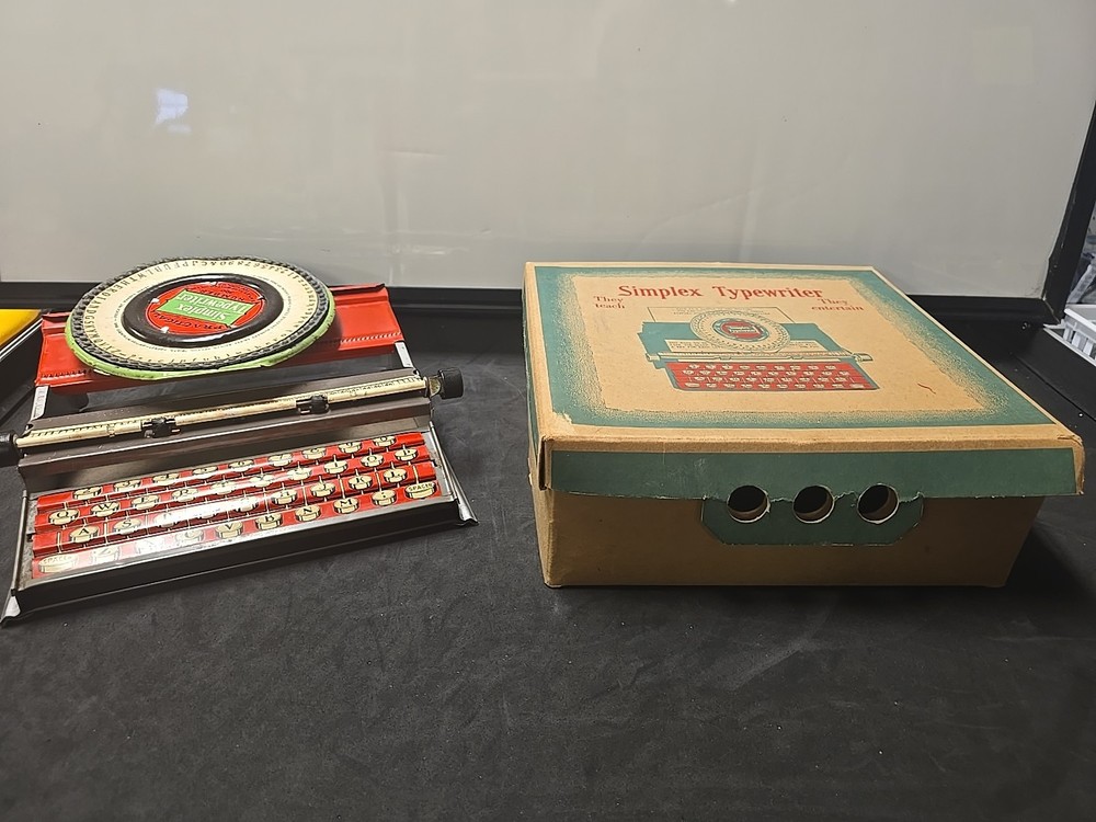 Rare 1902 Simplex Typewriter Number 200 with original box