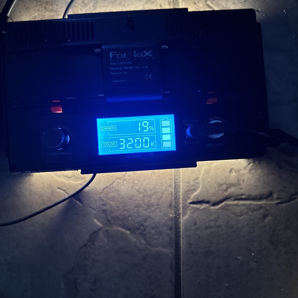 Fotodiox Pro LED312DS Professional 312 LED Dimmable Bicolor Adjustable Lighting