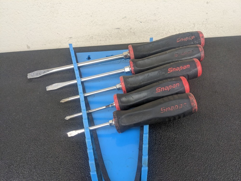 #ba168 Snap On Tools Red Screwdriver 5 Piece from Soft Grip SGDX80 Set