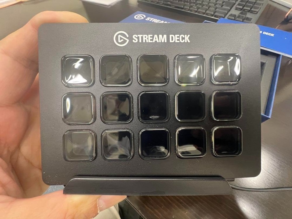 Elgato Stream Deck Live Content Creation Controller Black 15 Keys