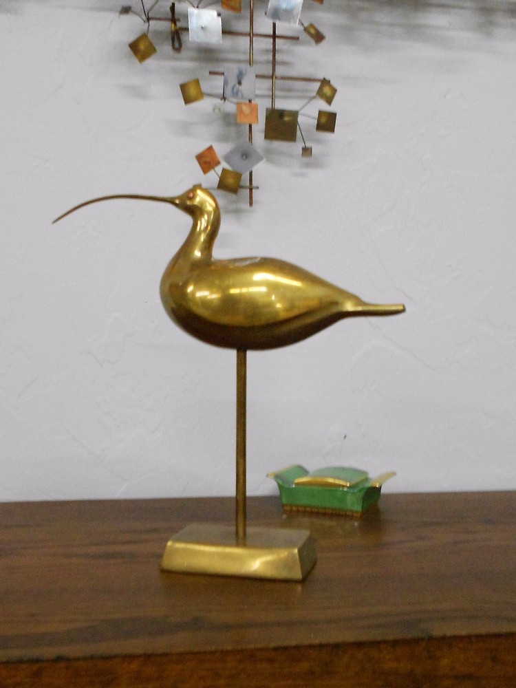 COOL,  LARGE SANDPIPER SOLID BRASS HEAVY JERE ERA SUPER COOL