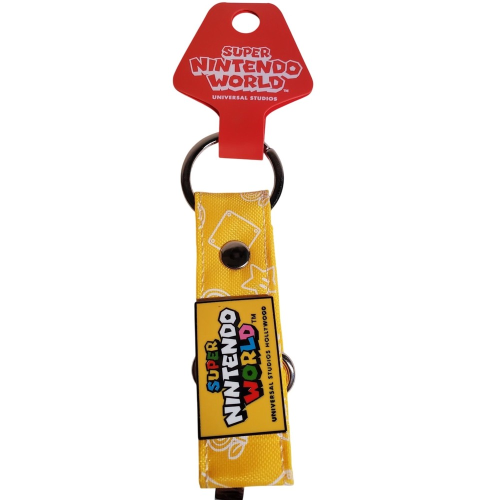 Universeal Studios Super Mario Keychain - 3"