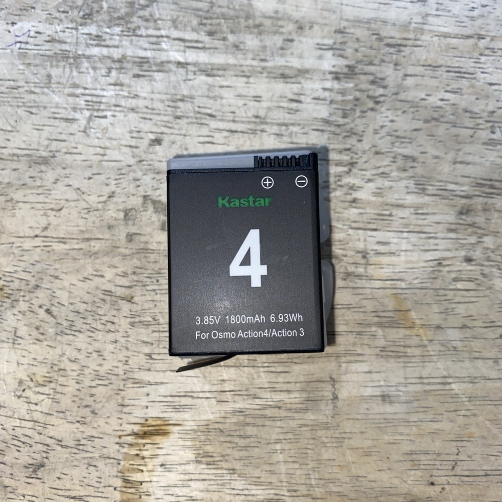 DJI - Osmo Action 4 4K Action Camera Standard Bundle - Gray