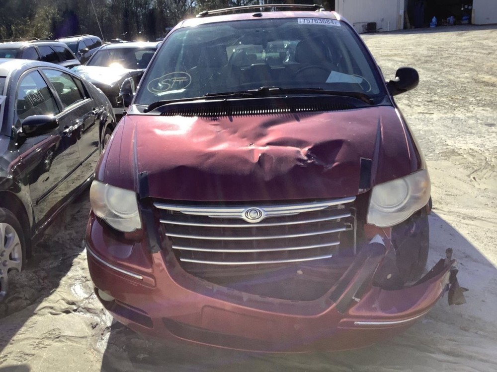 TOWN COUN 2007 Glove Box 4493840