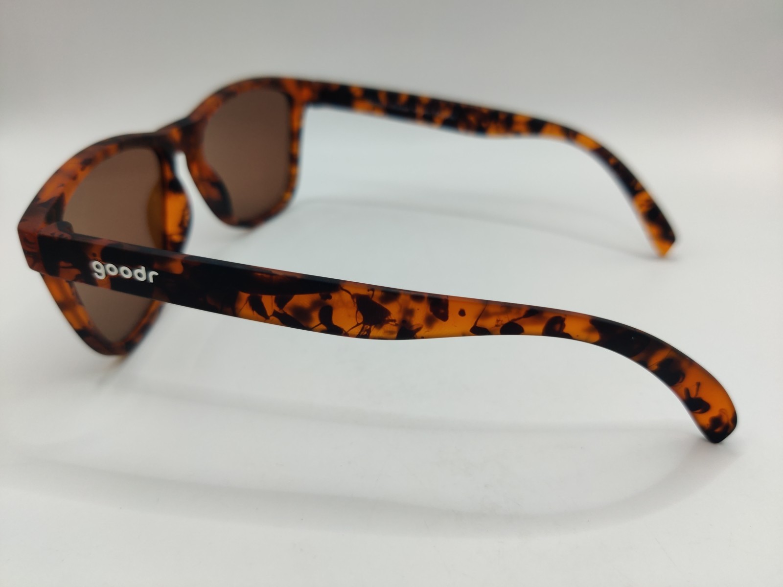 Goodr Bosleys Basset Hound Dreams Polarized Sunglasses No Slip Running Boxed 2J4