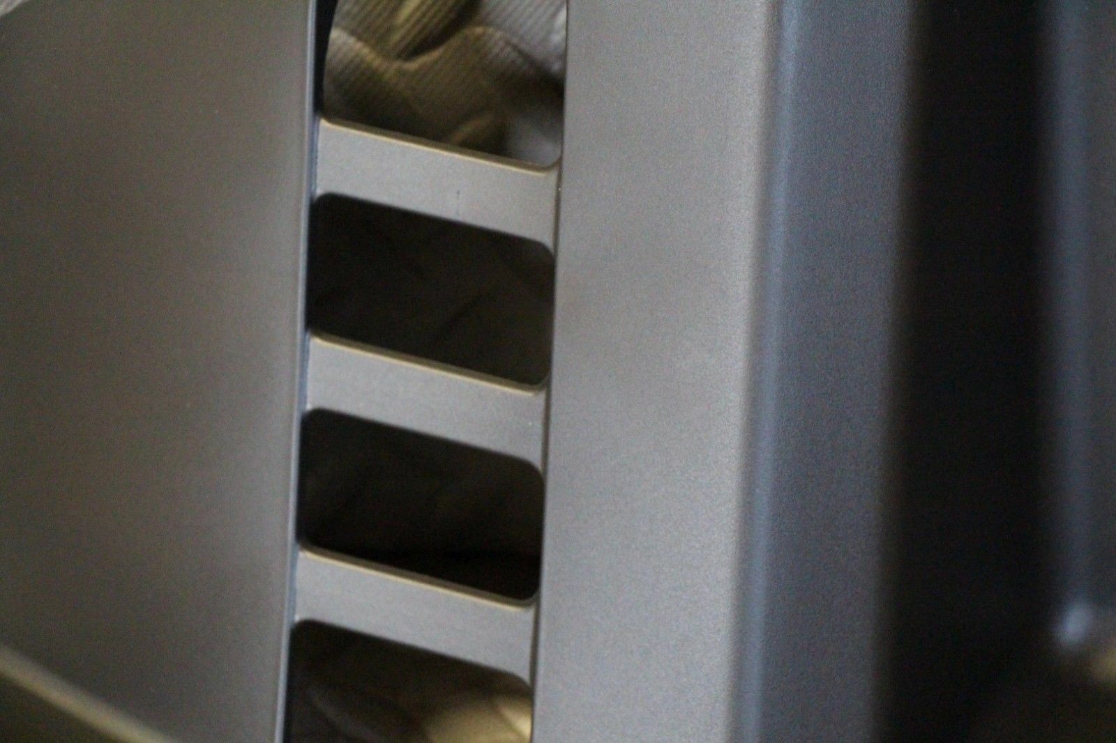 NEW Silver Heel Guards footrest Yamaha Banshee left + right nerf bars plastic