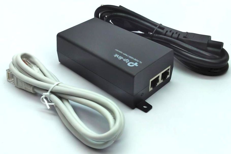 TP-Link TL-POE160S Gigabit PoE+ Injector Desktop or Wall Mountable Adapter