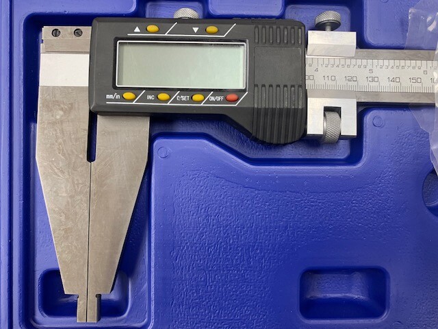 20" / 500MM LONG DIGITAL ELECTRONIC CALIPER 4" JAWS WITH FLAT ENDS