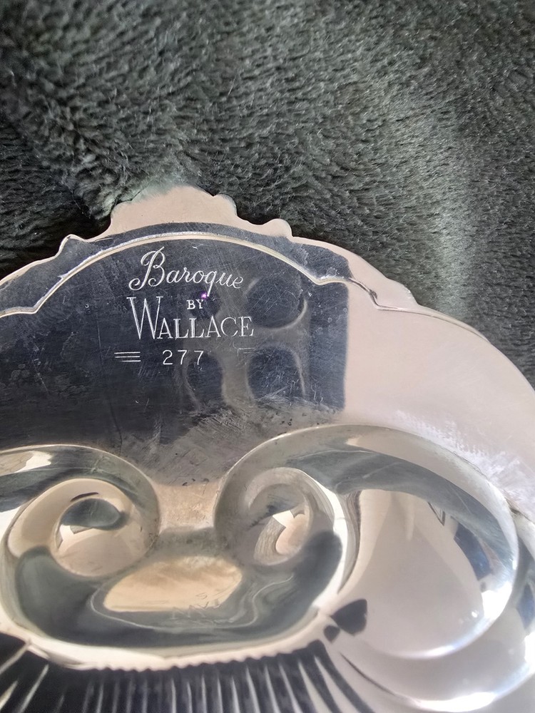 Baroque by Wallace Silver Plated Clam Shell Candy Dish