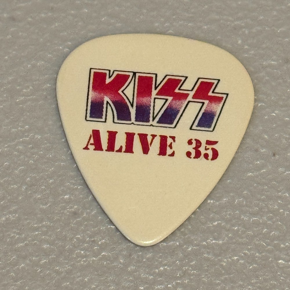 KISS Paul Stanley Jr. Signature Guitar Pick ALIVE 35 Concert Tour Stage Plectrum