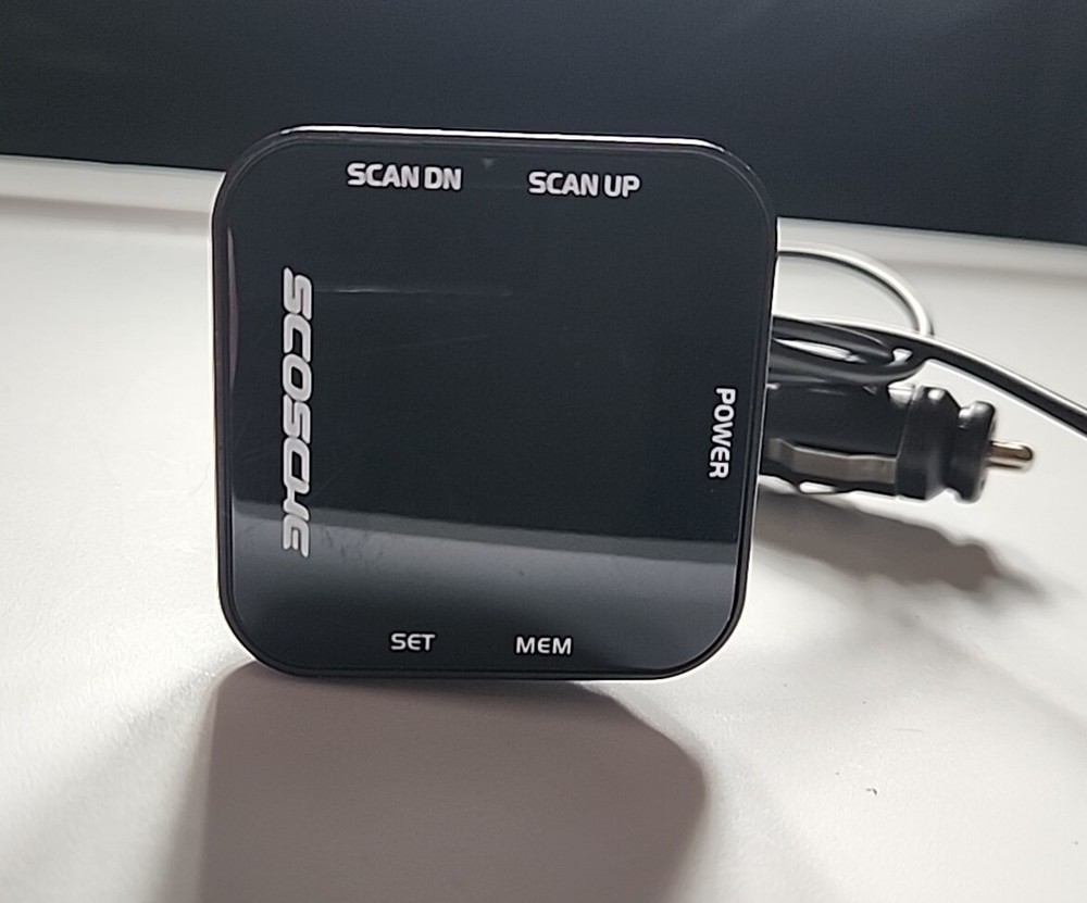 Scosche Tuneit FM Transmitter W/ Digital Display FM Stereo Flexible Neck