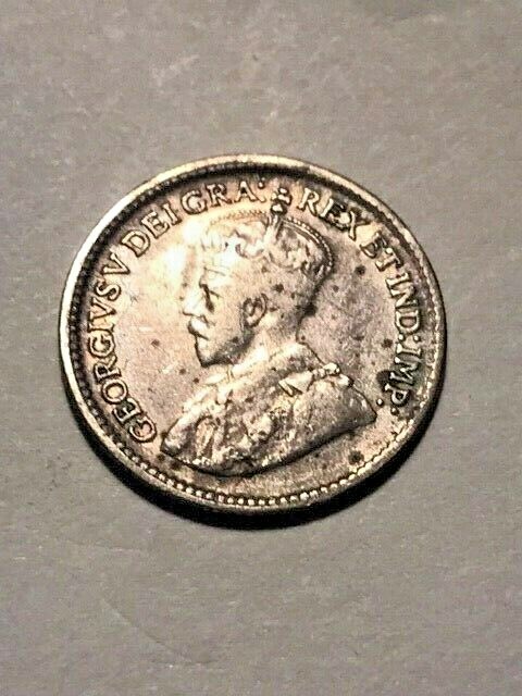 1918 Canada 5 Cents Silver  Fine #12424