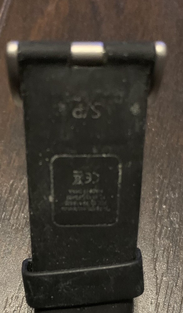 FITBIT 405 Black Activity Tracker Size Small X 2 Only 1 Charger